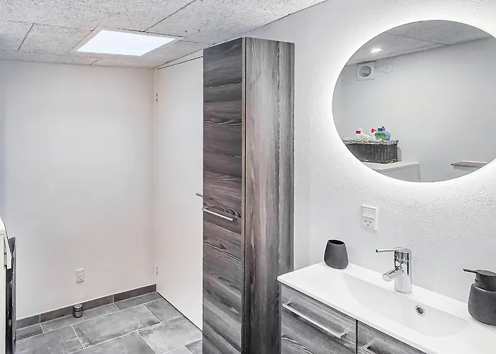 Ferienhaus Gorgeous In With Wifi *